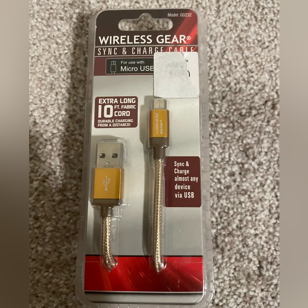 Wireless Gear 10 feet long sync & charging Cable Micro USB gold